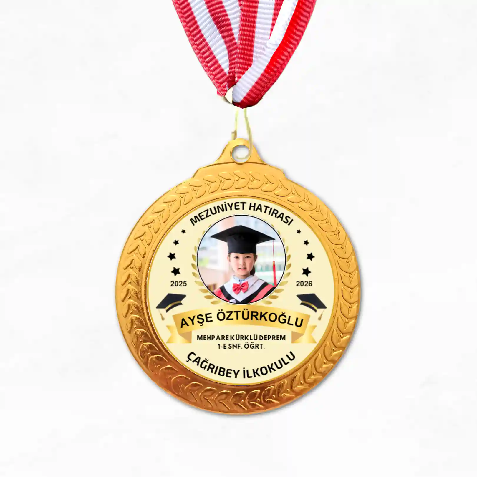 4 sinif ogrenci mezuniyet madalyasi